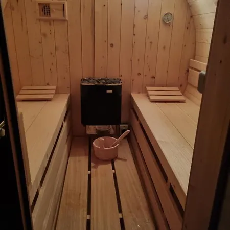 Luxe Wellness Woning Met Prive Buitensauna