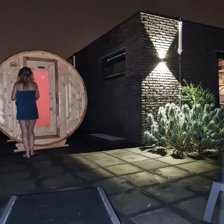 Luxe Wellness Woning Met Prive Buitensauna Holiday home *