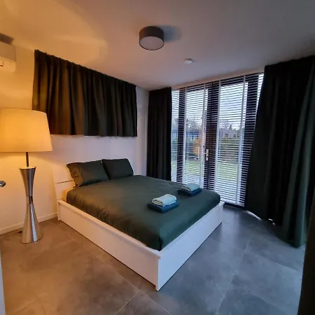 Luxe Wellness Woning Met Prive Buitensauna